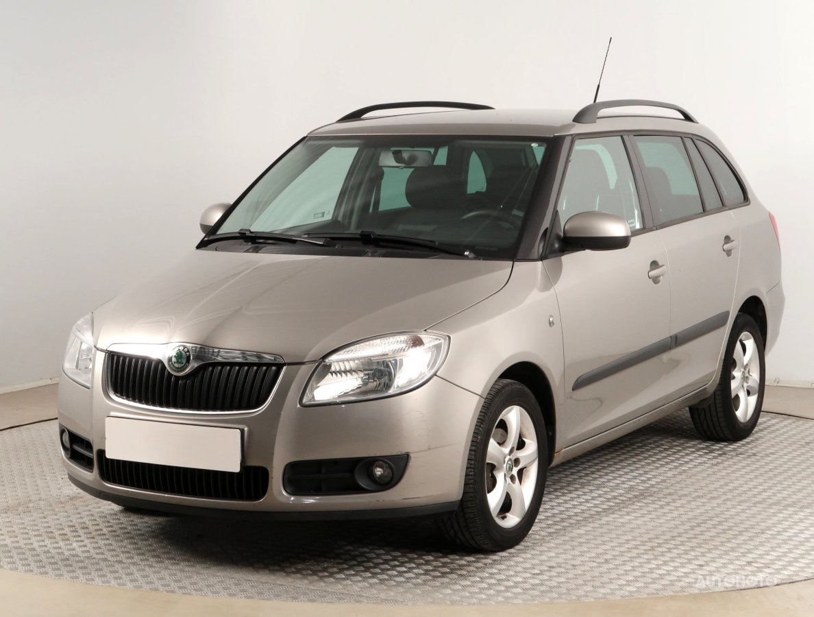 Škoda Fabia, 2009 - pohled č. 3