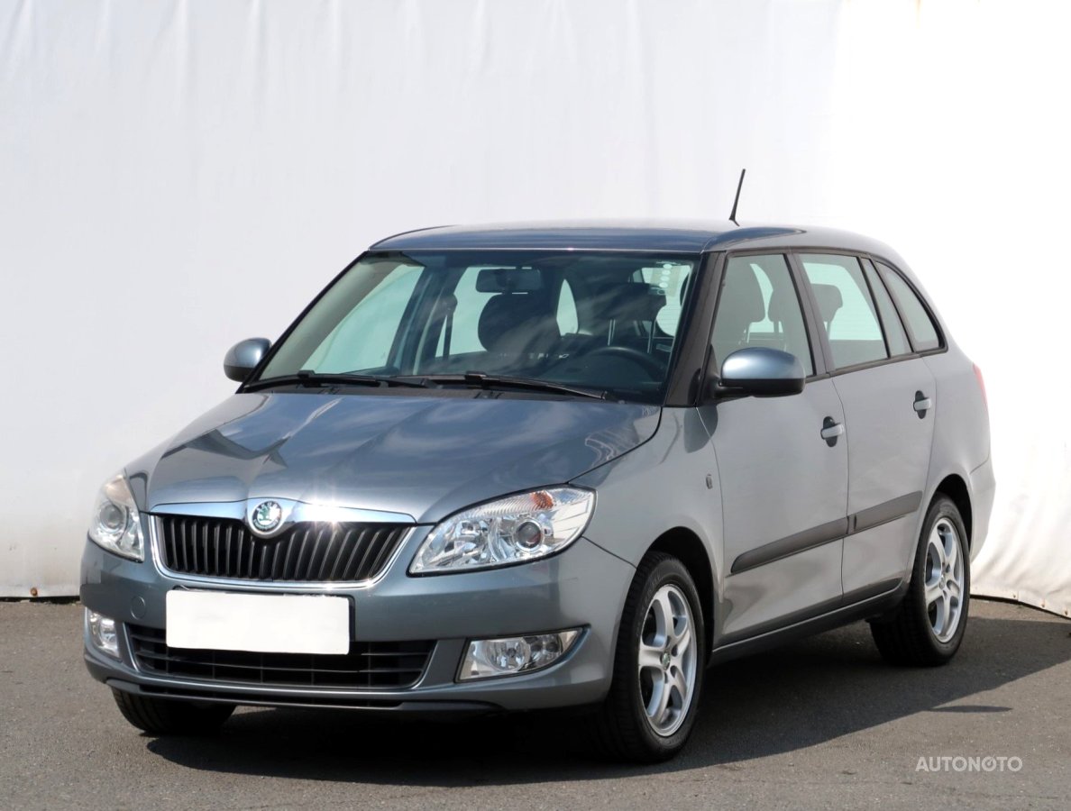 Škoda Fabia, 2012 - pohled č. 3