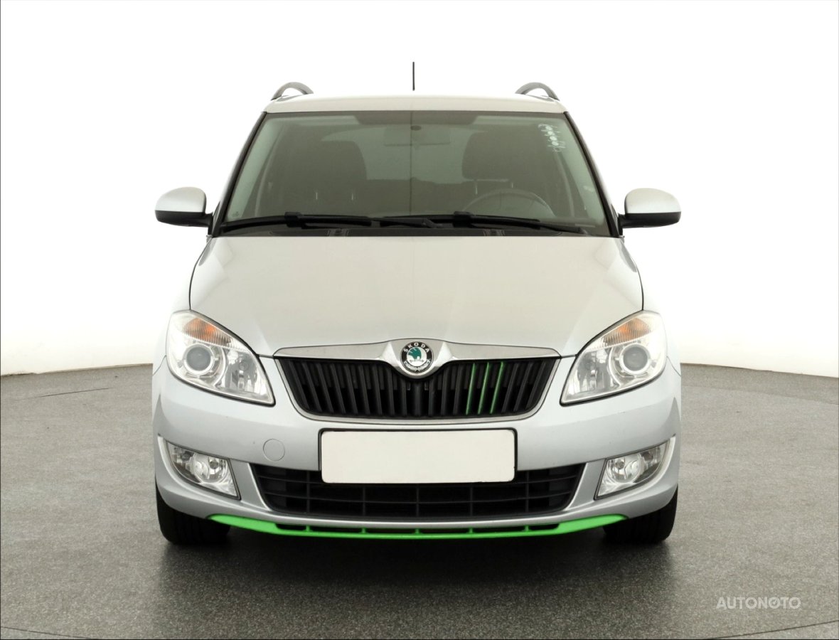 Škoda Fabia, 2011 - pohled č. 2