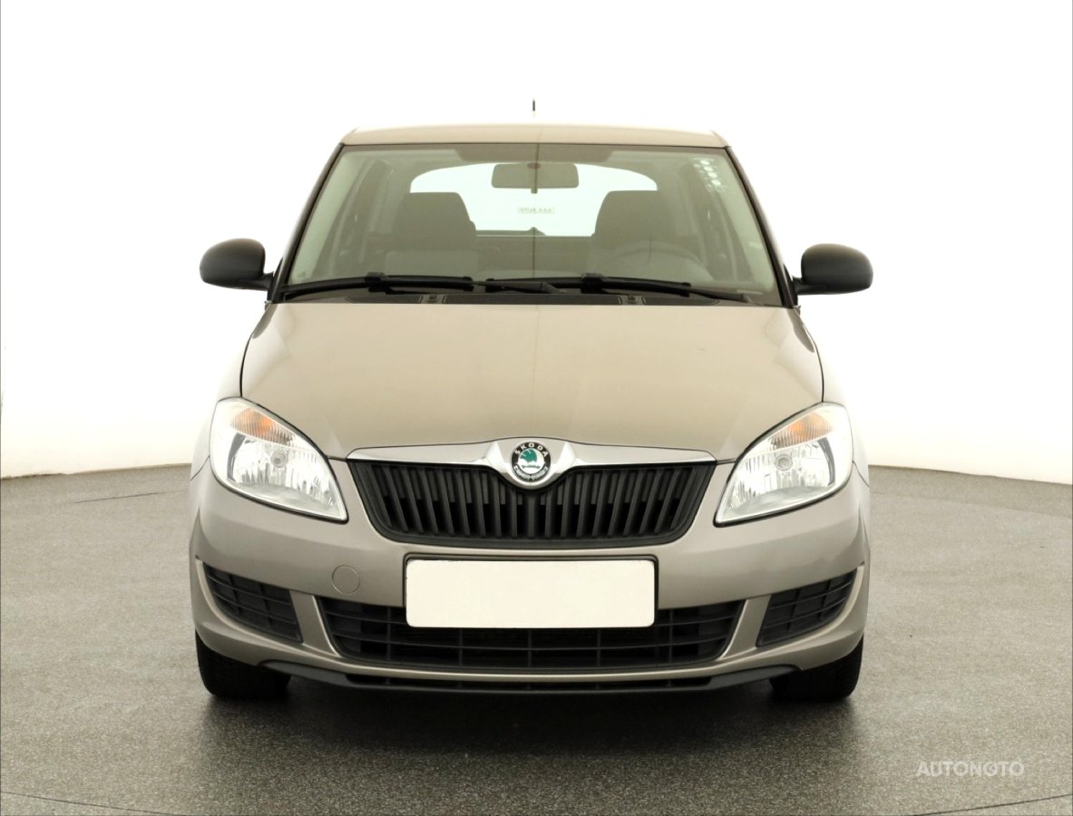 Škoda Fabia, 2012 - pohled č. 2