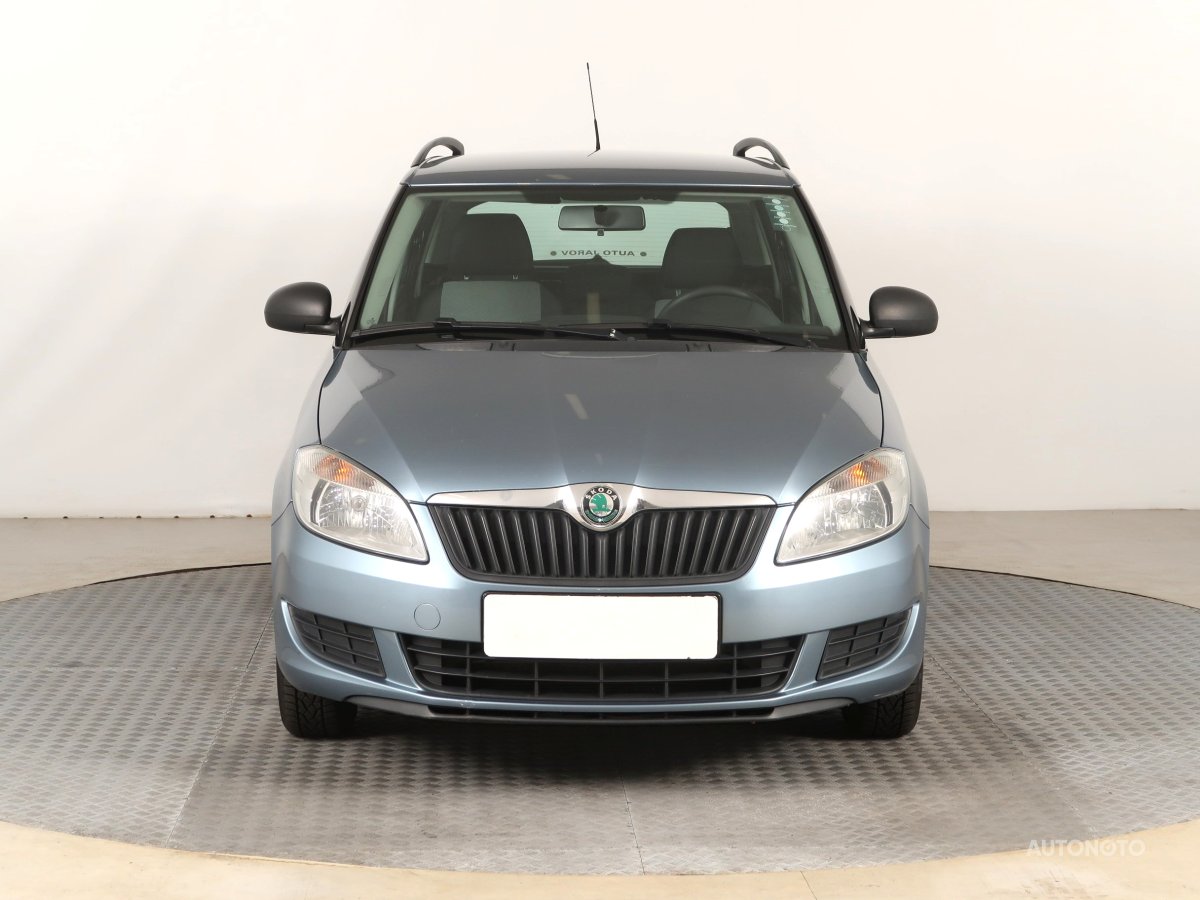 Škoda Fabia, 2011 - pohled č. 2