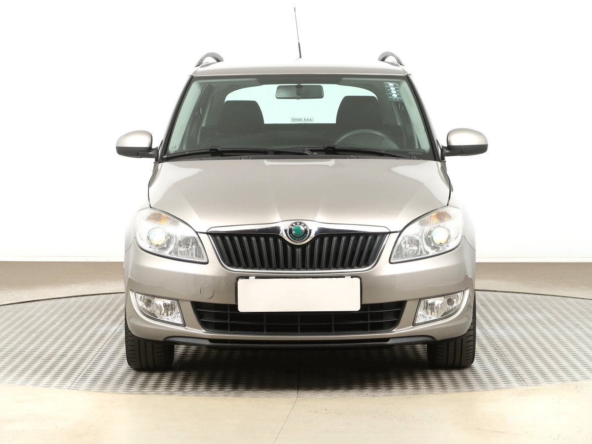 Škoda Fabia, 2010 - pohled č. 2