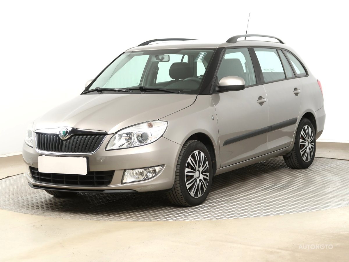 Škoda Fabia, 2010 - pohled č. 3