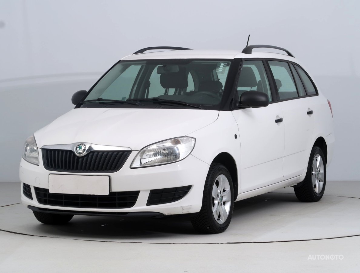 Škoda Fabia, 2012 - pohled č. 3