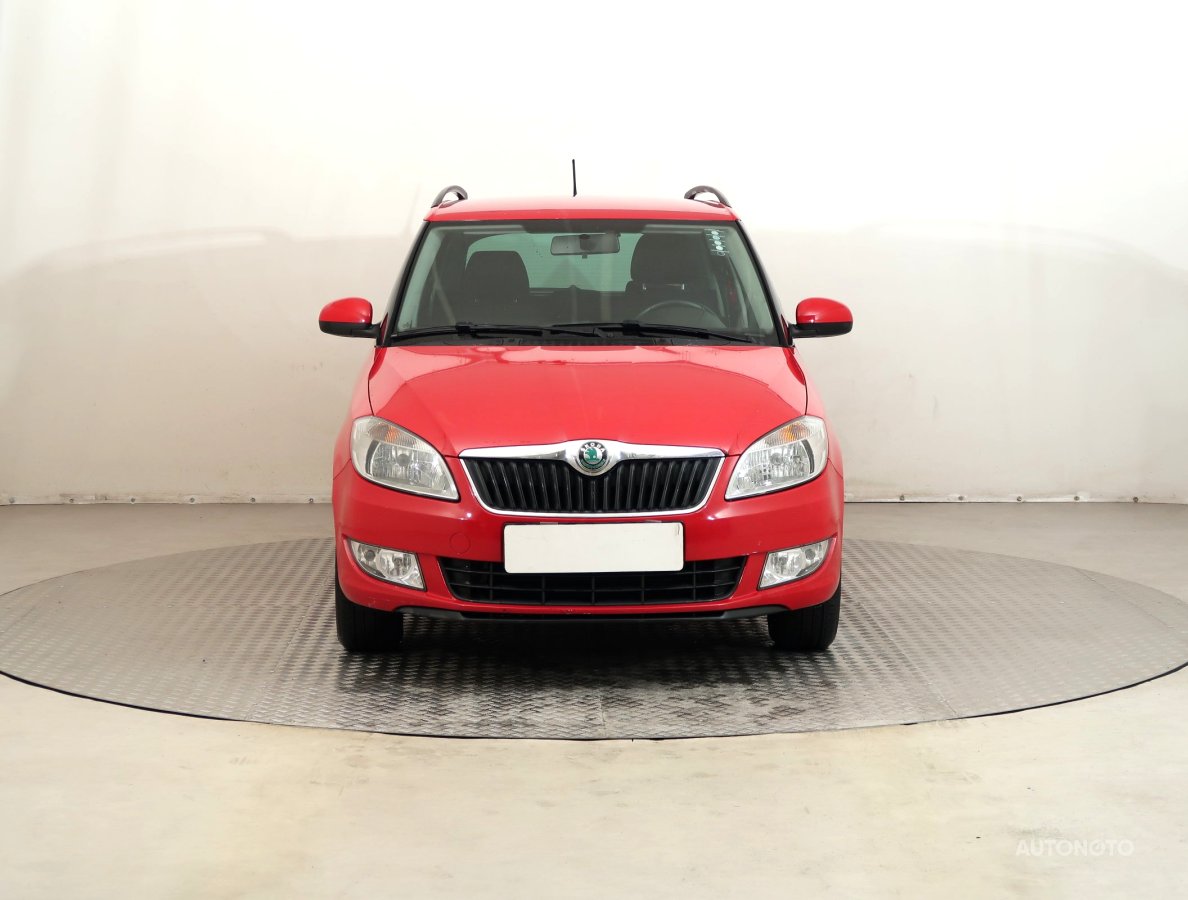 Škoda Fabia, 2012 - pohled č. 2