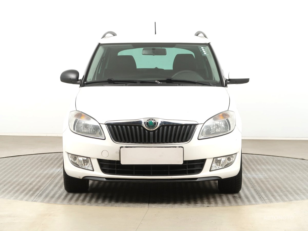 Škoda Fabia, 2012 - pohled č. 2