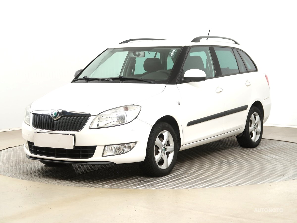 Škoda Fabia, 2012 - pohled č. 3