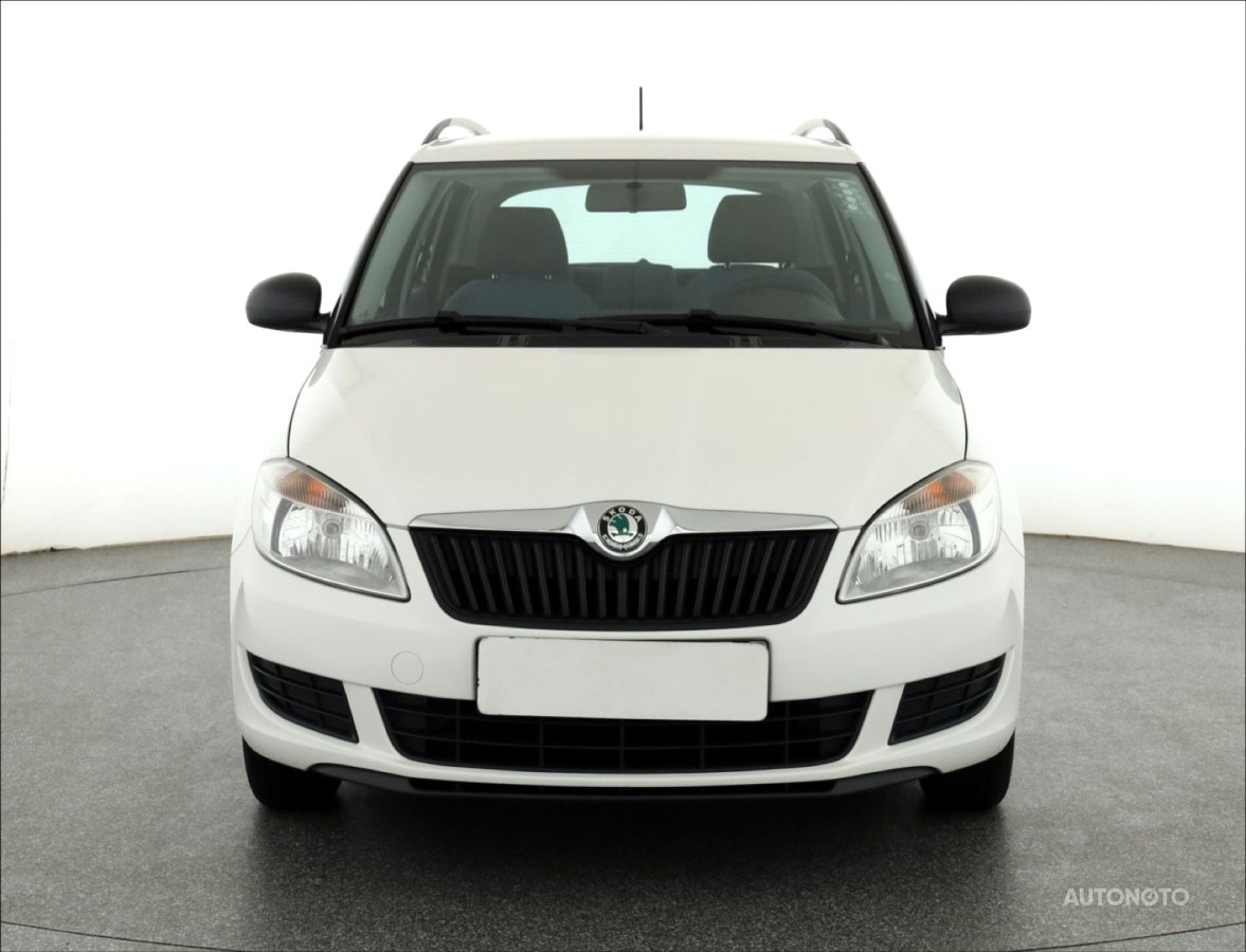 Škoda Fabia, 2011 - pohled č. 2
