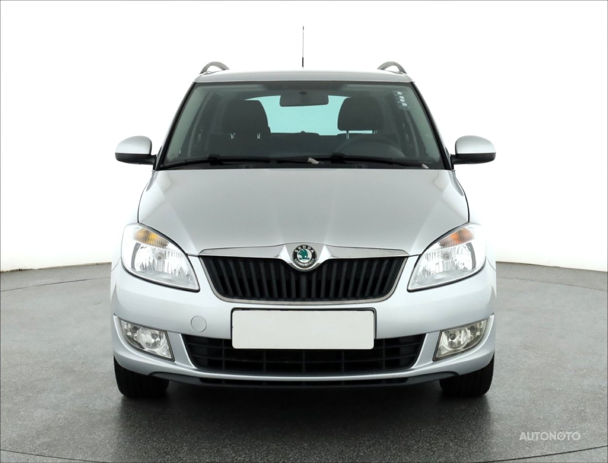 Škoda Fabia, 2011 - pohled č. 2