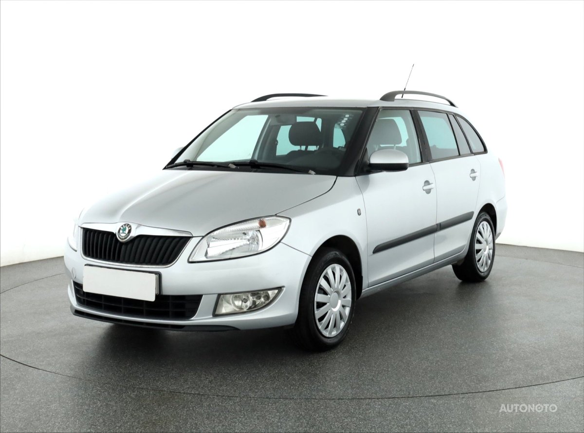 Škoda Fabia, 2011 - pohled č. 3