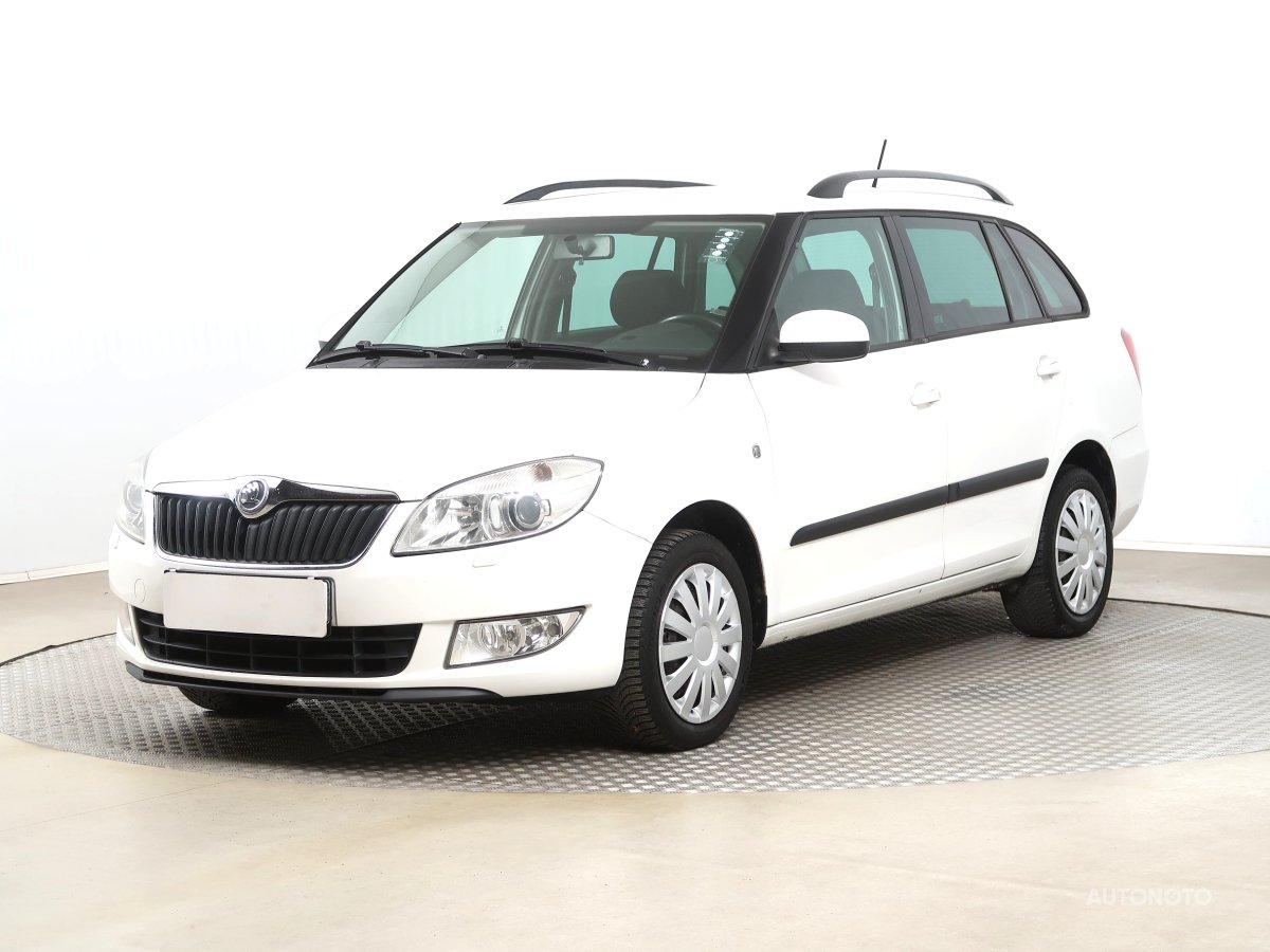 Škoda Fabia, 2013 - pohled č. 3