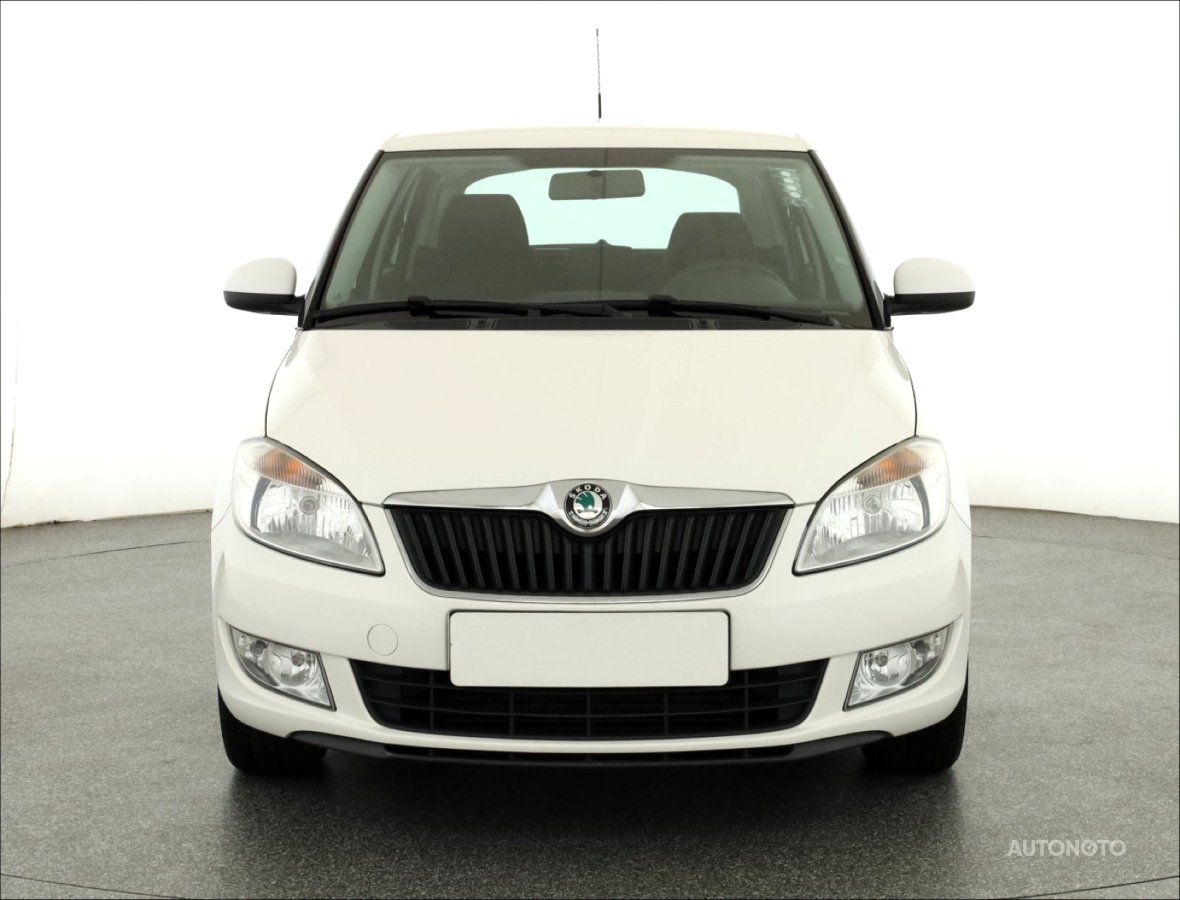 Škoda Fabia, 2011 - pohled č. 2