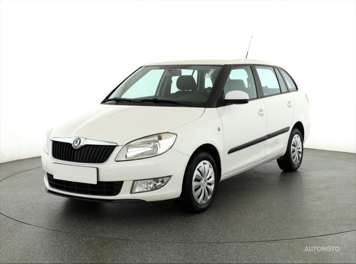 Škoda Fabia, 2011 - pohled č. 3