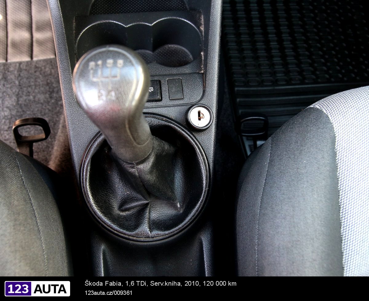 Škoda Fabia, 2010 - pohled č. 22