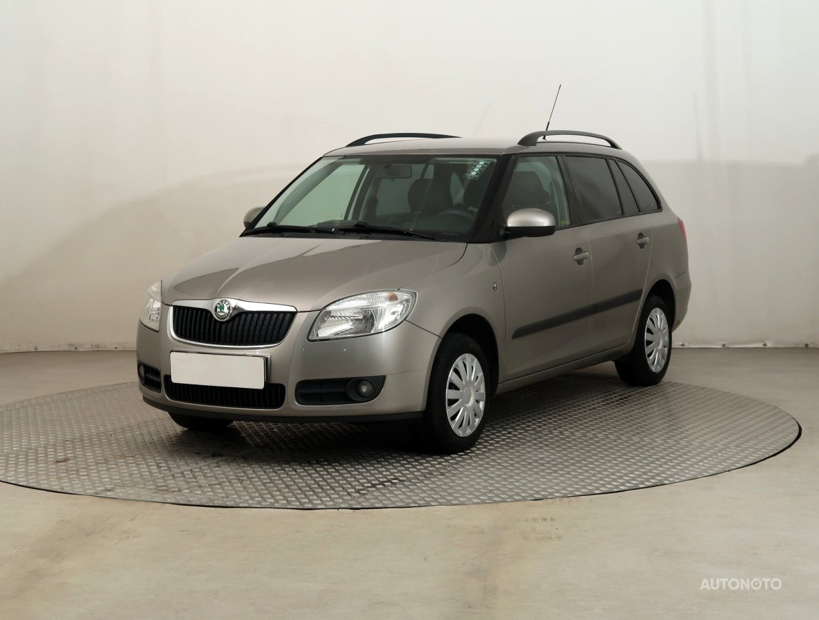Škoda Fabia, 2009 - pohled č. 3