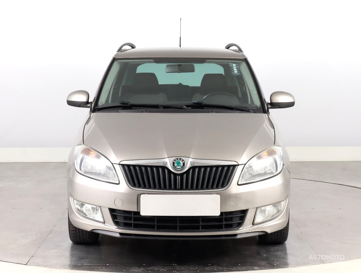 Škoda Fabia, 2012 - pohled č. 2