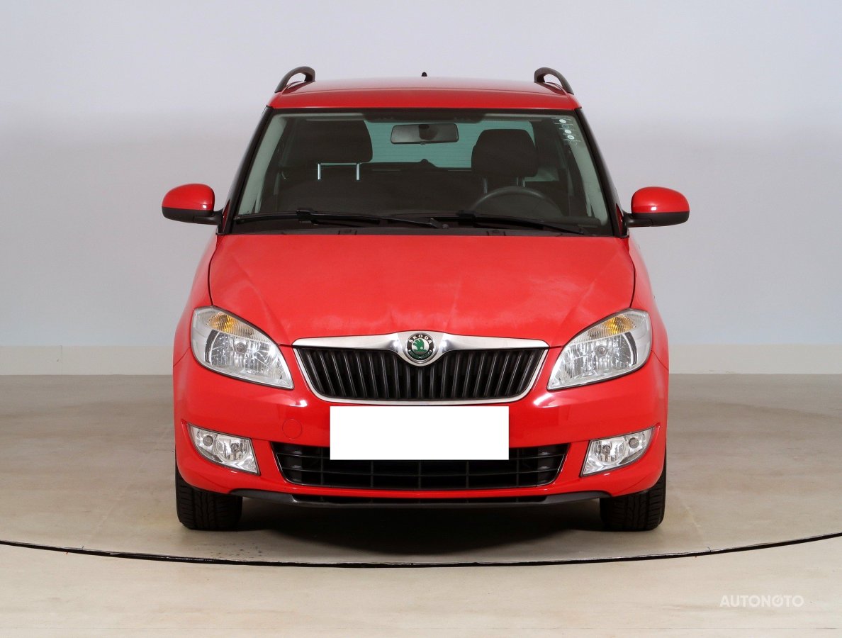 Škoda Fabia, 2012 - pohled č. 2