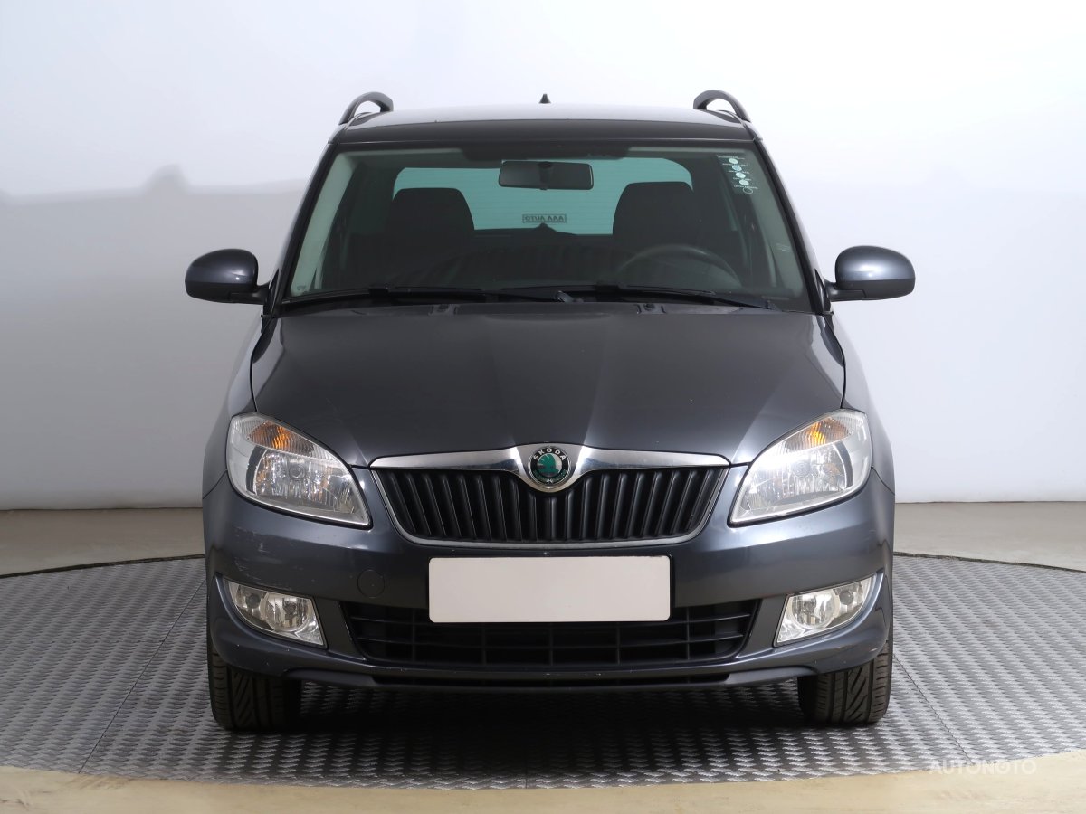 Škoda Fabia, 2011 - pohled č. 2