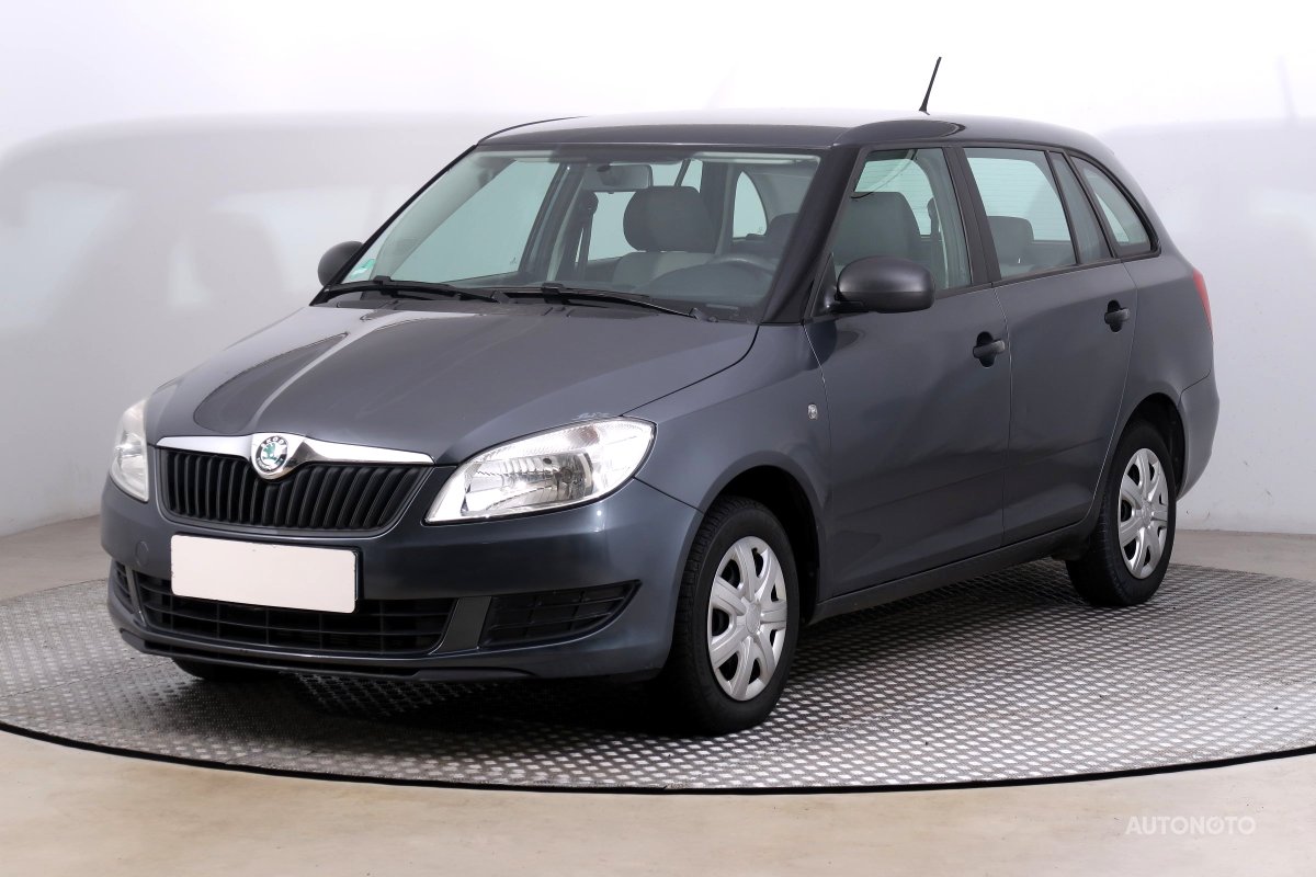 Škoda Fabia, 2012 - pohled č. 3