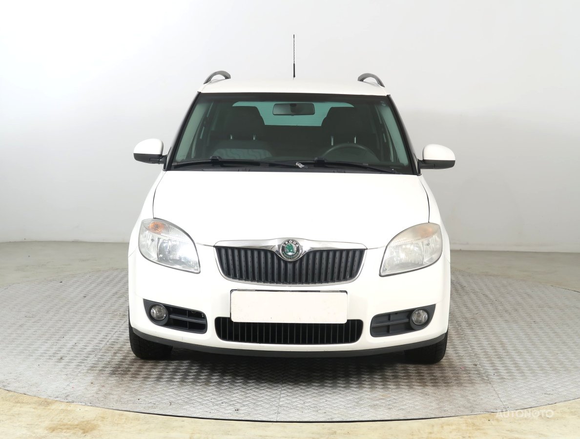 Škoda Fabia, 2010 - pohled č. 2