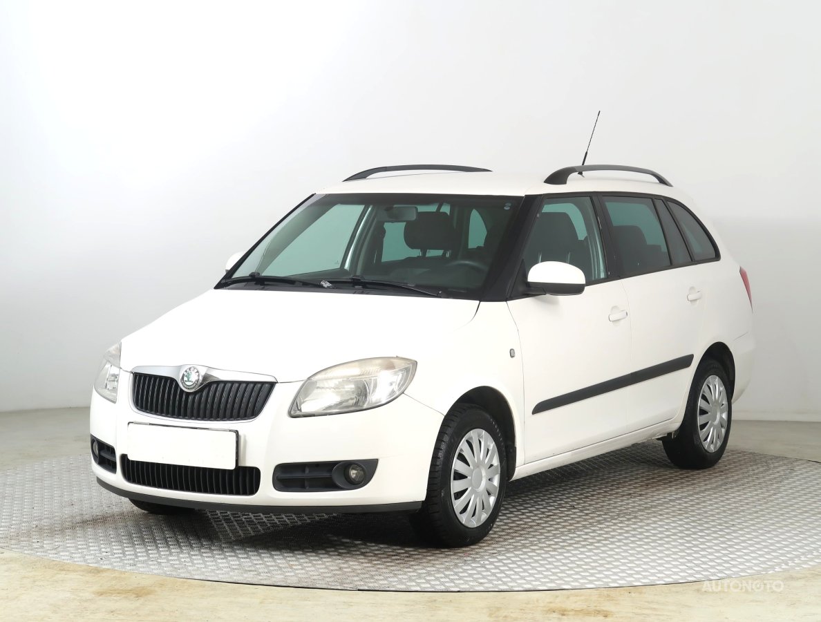 Škoda Fabia, 2010 - pohled č. 3