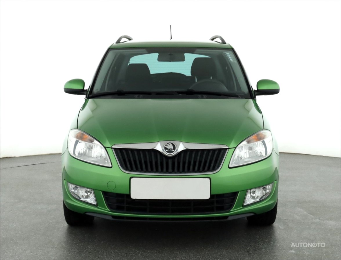 Škoda Fabia, 2013 - pohled č. 2