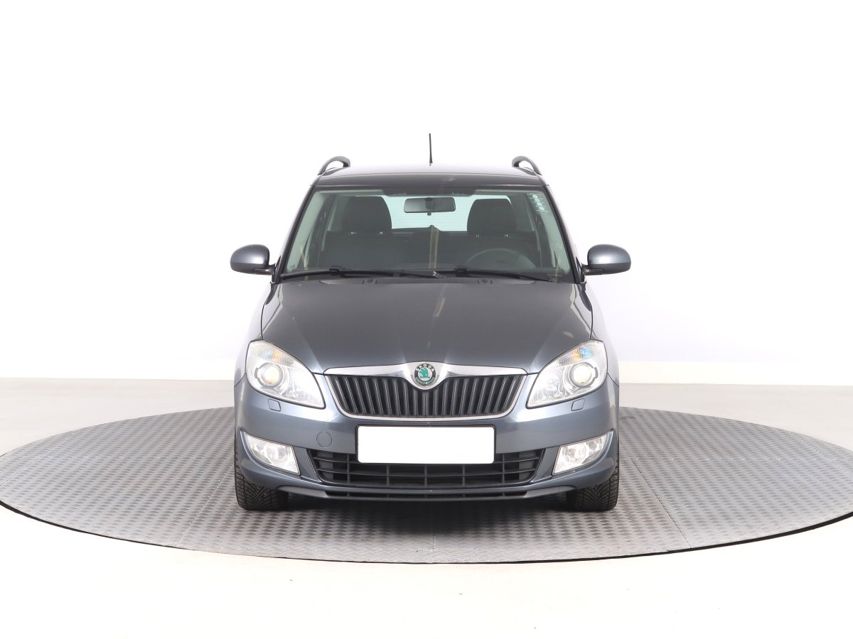 Škoda Fabia, 2011 - pohled č. 2