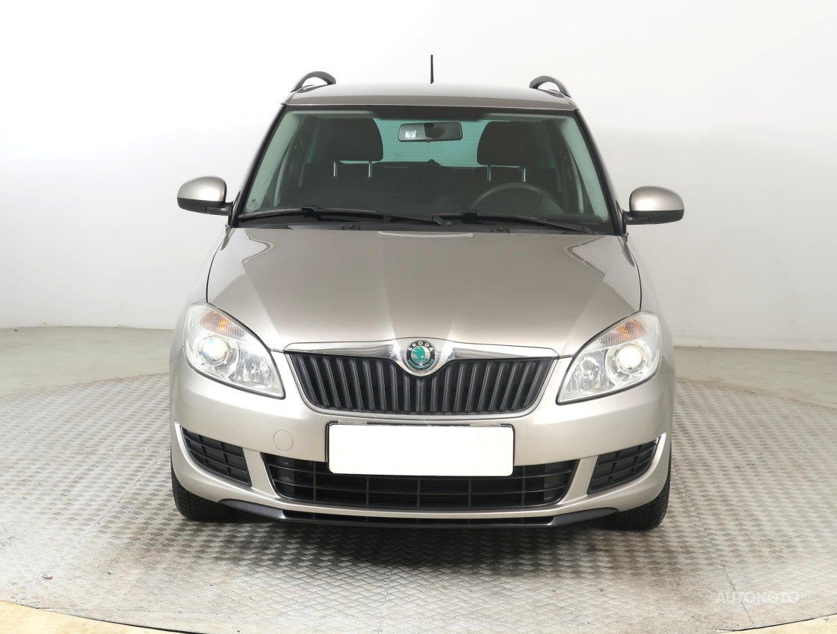 Škoda Fabia, 2012 - pohled č. 2