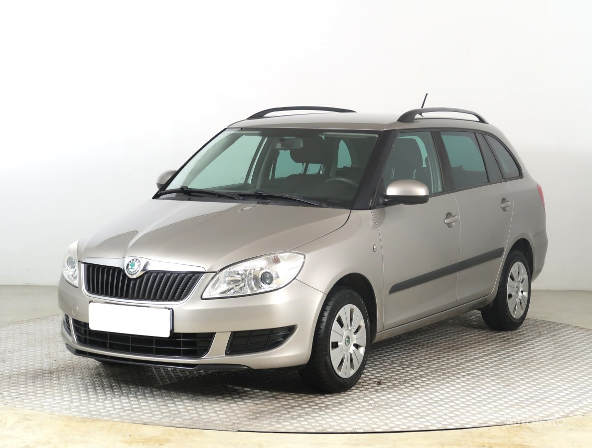 Škoda Fabia, 2012 - pohled č. 3
