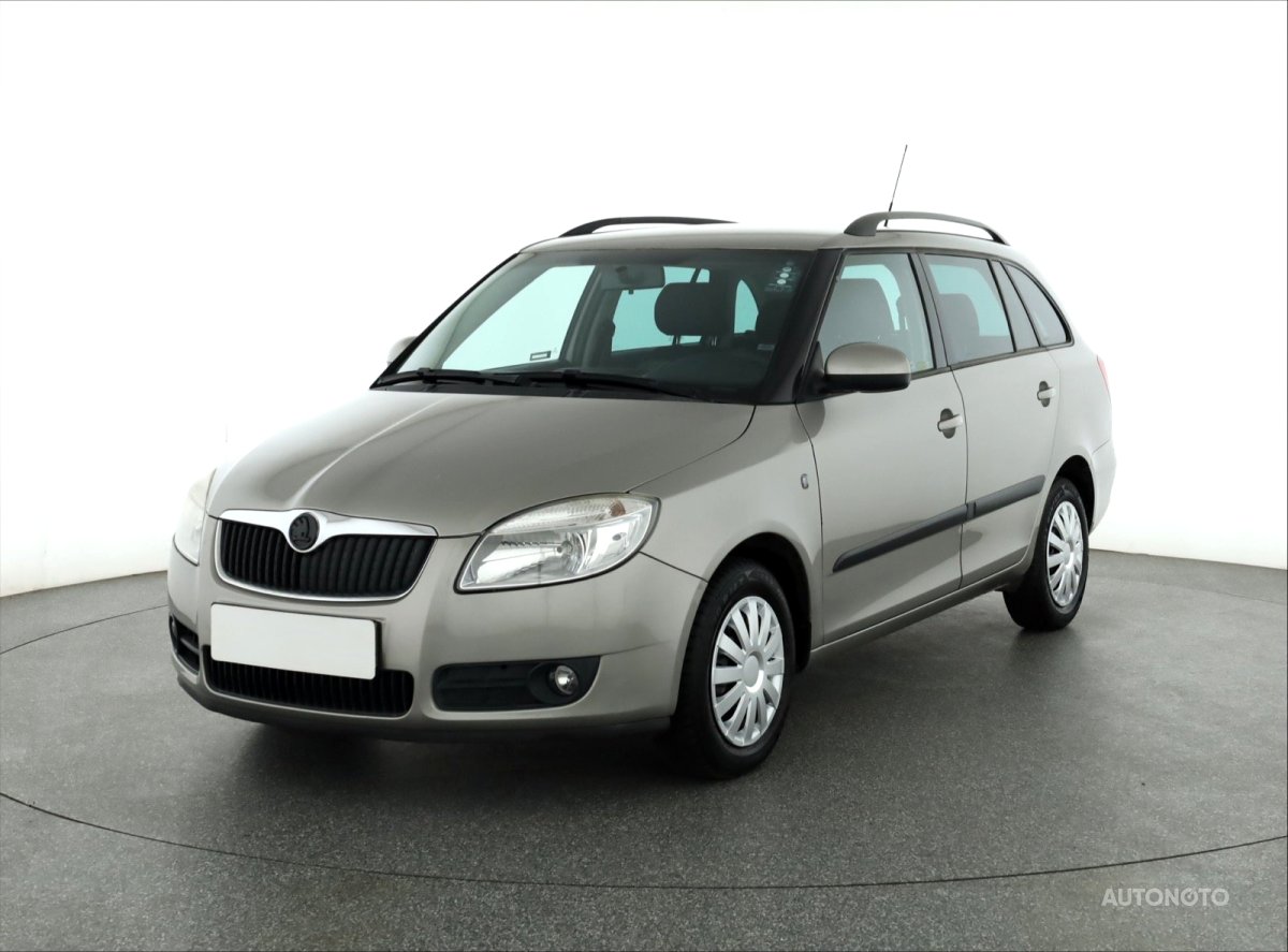 Škoda Fabia, 2009 - pohled č. 3