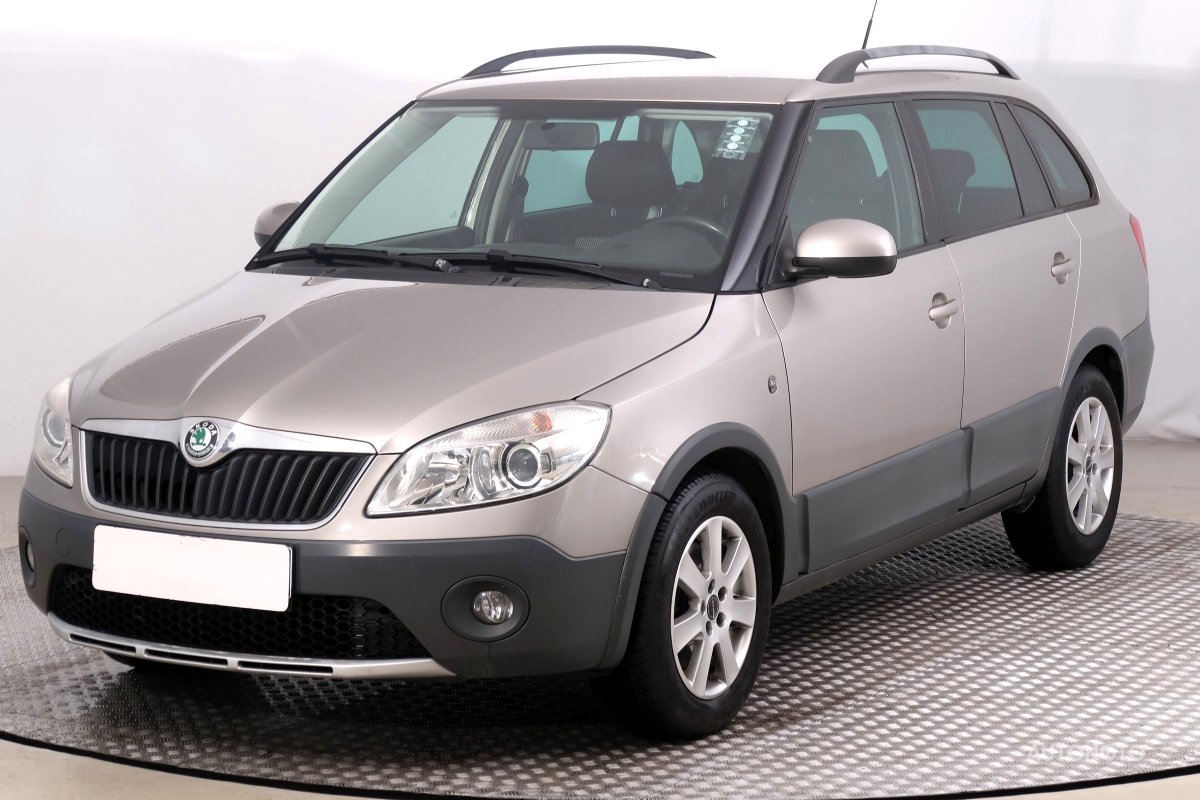 Škoda Fabia, 2010 - pohled č. 3