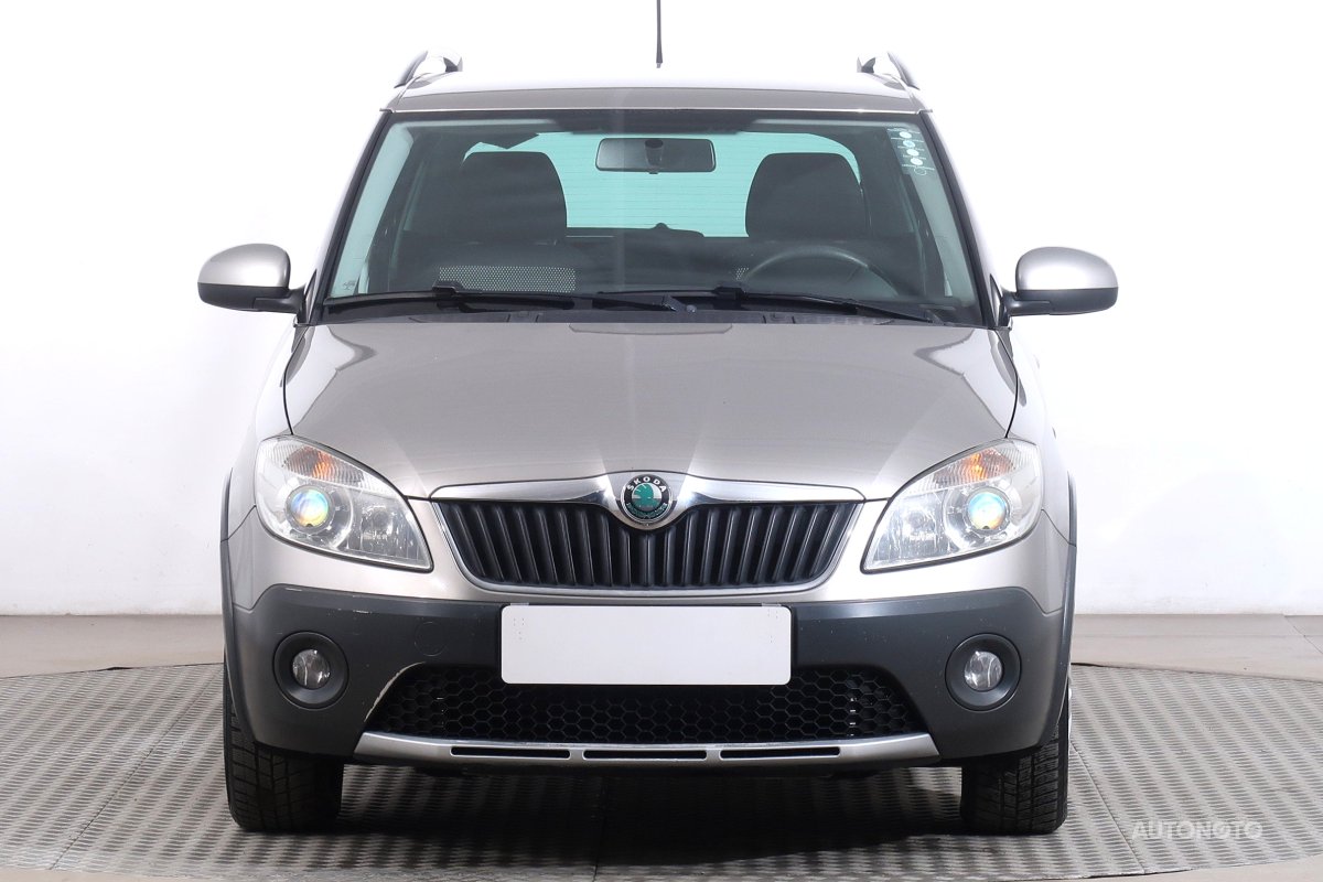 Škoda Fabia, 2012 - pohled č. 2