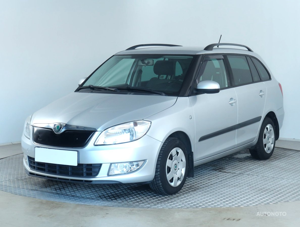 Škoda Fabia, 2012 - pohled č. 3