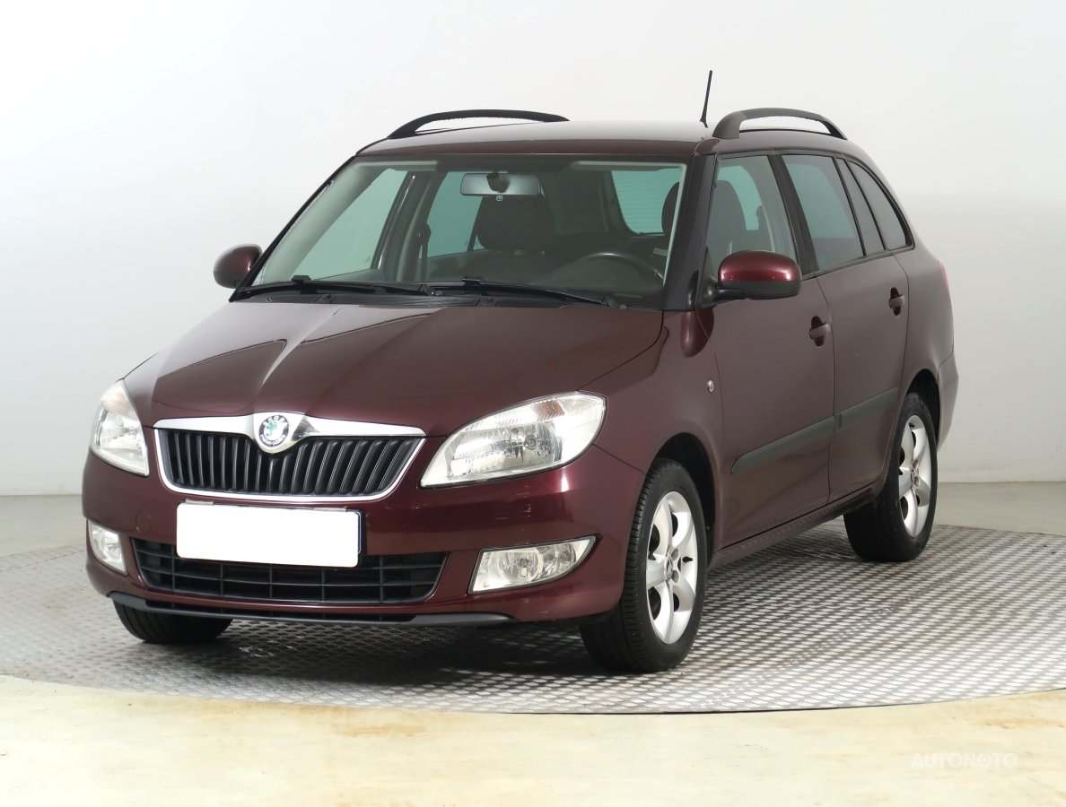 Škoda Fabia, 2012 - pohled č. 3