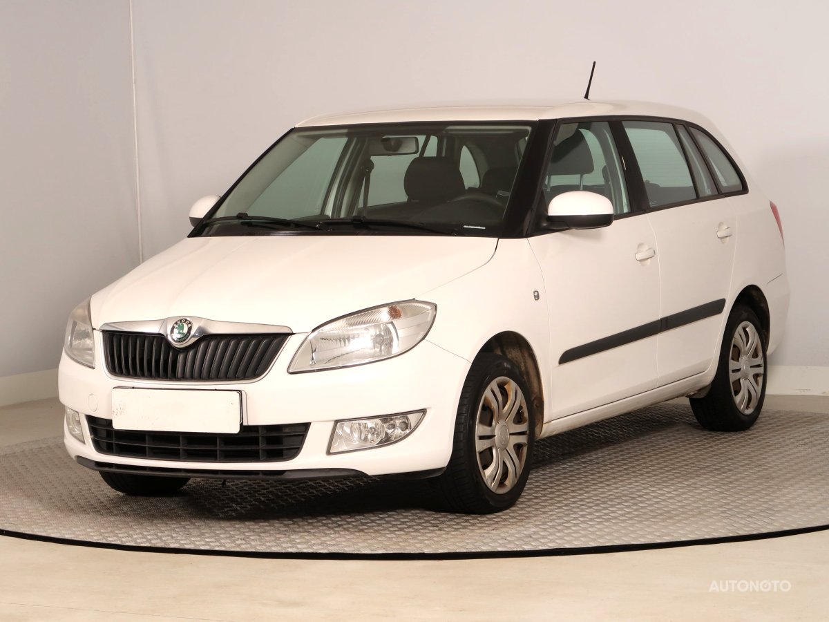 Škoda Fabia, 2011 - pohled č. 3