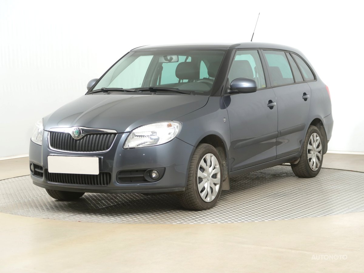 Škoda Fabia, 2009 - pohled č. 3