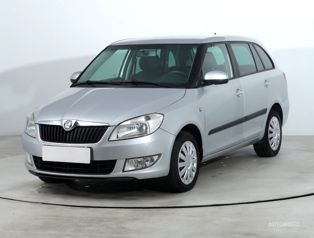 Škoda Fabia, 2012 - pohled č. 3