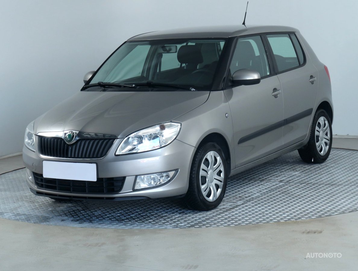 Škoda Fabia, 2011 - pohled č. 3