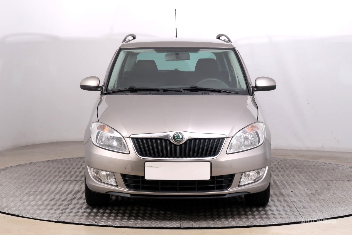 Škoda Fabia, 2010 - pohled č. 2
