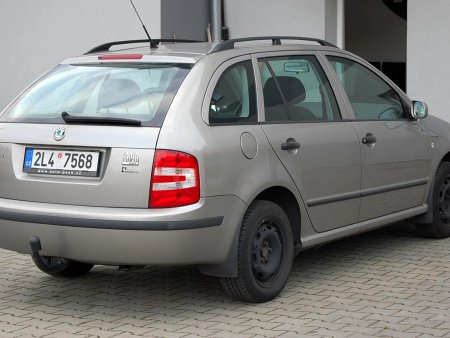 Škoda Fabia, 2006 - pohled č. 4