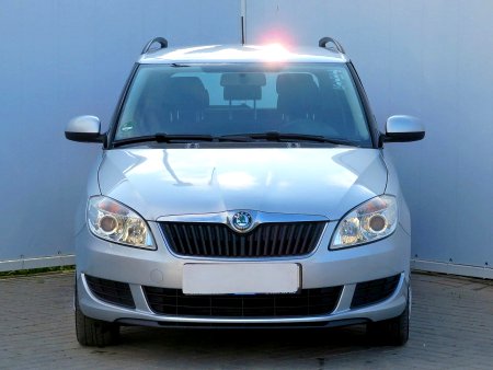 Škoda Fabia, 2013 - pohled č. 2