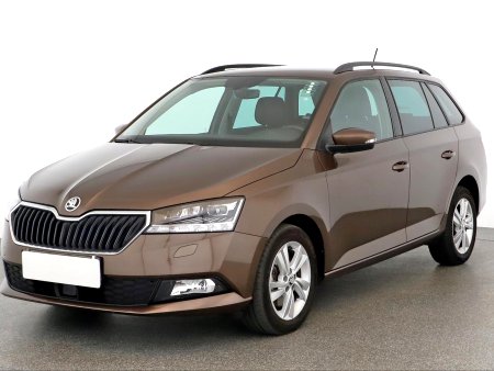 Škoda Fabia, 2018 - pohled č. 3