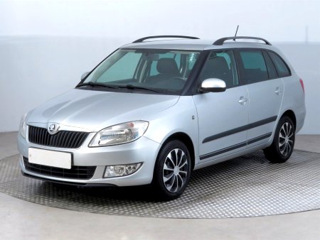 Škoda Fabia, 2013 - pohled č. 3