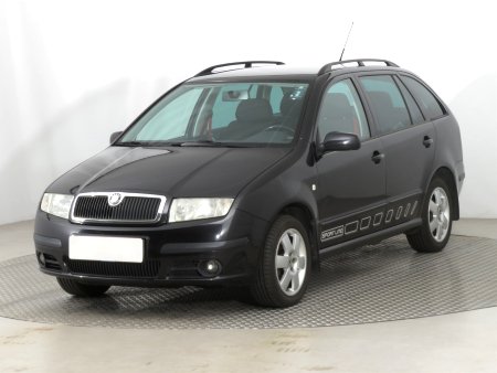 Škoda Fabia, 2005 - pohled č. 3