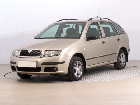 Škoda Fabia, 2005 - pohled č. 3