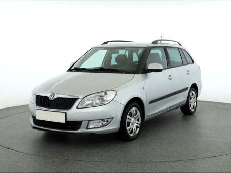 Škoda Fabia, 2011 - pohled č. 3