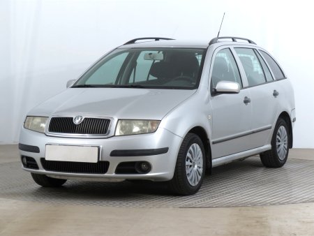 Škoda Fabia, 2005 - pohled č. 3
