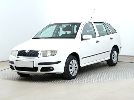 Škoda Fabia, 2005 - pohled č. 3