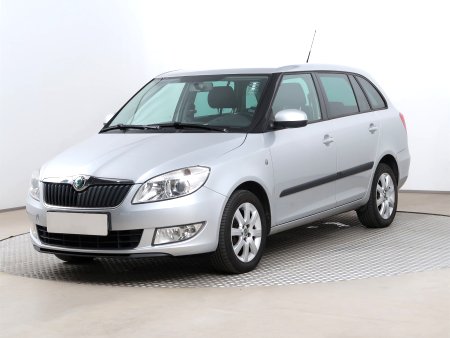 Škoda Fabia, 2011 - pohled č. 3