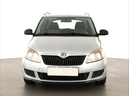 Škoda Fabia, 2010 - pohled č. 2